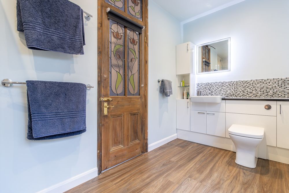 Property details 4 Bedroom Detached Boarshurst, Greenfield